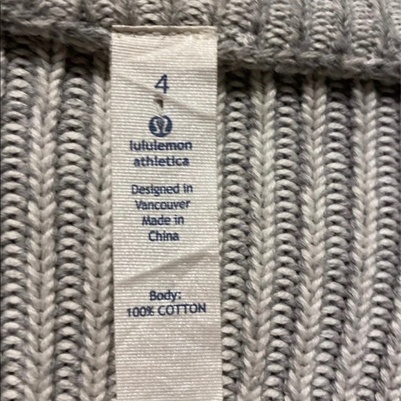 Lululemon heather sweater  size 4 - Picture 2 of 3